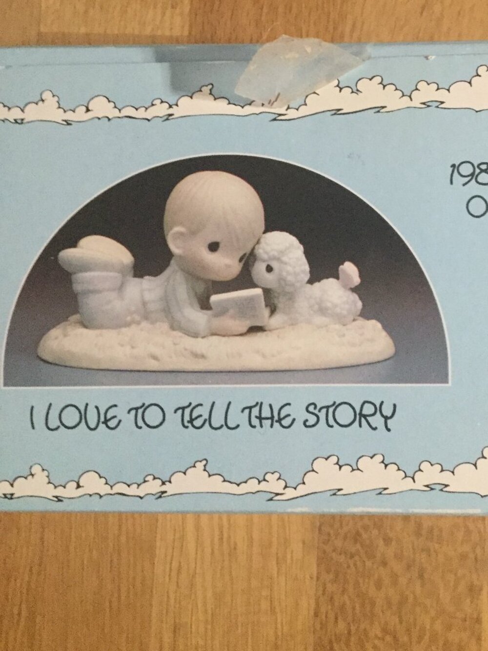 Precious Moments 1985 collectors club I Love To Tell The Story figure 6" in box